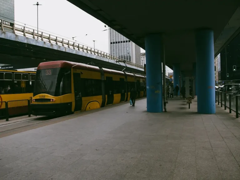 Trwa modernizacja linii kolejowej nr 104 Rabka–Mszana Dolna. Nowe zdjęcia z budowy