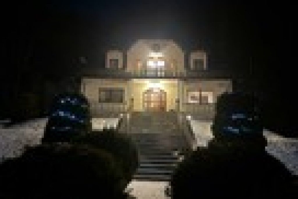 house garden mountains