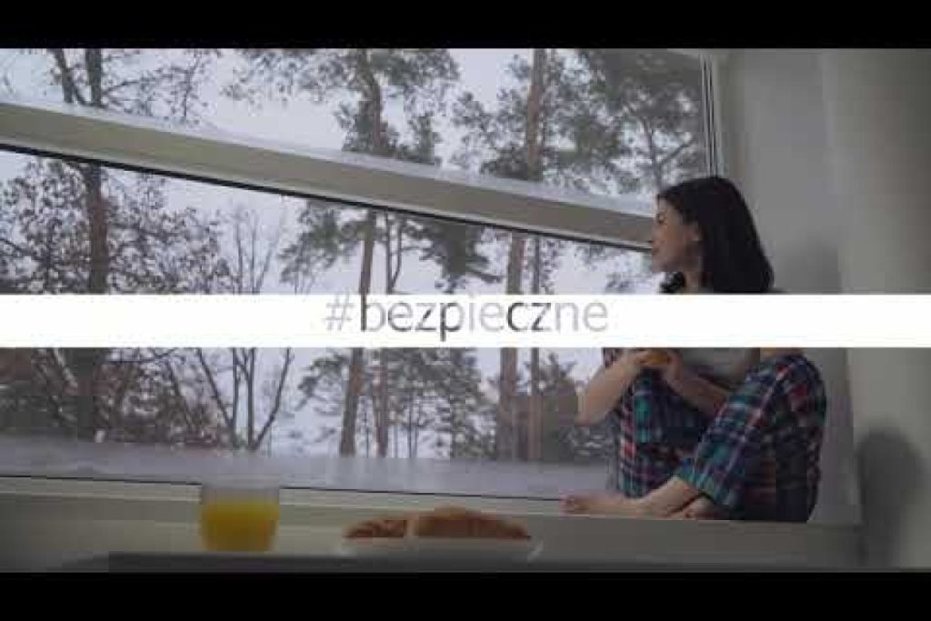 thatched roof gazebo