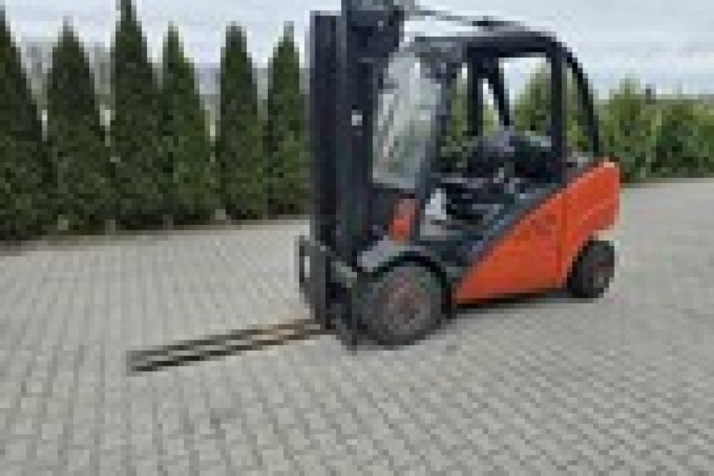 forklift machine