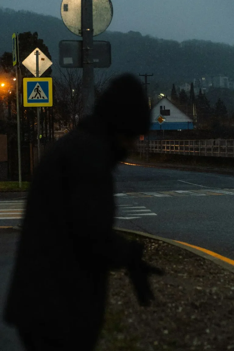 Przedszkolaki odwiedziły komendę Policji w Limanowej. Nauka bezpieczeństwa od najmłodszych lat