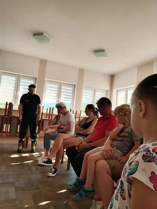 Pierwszy krajowy trening pierwszej pomocy w Szczawie – praktyczne umiejętności ratowania życia